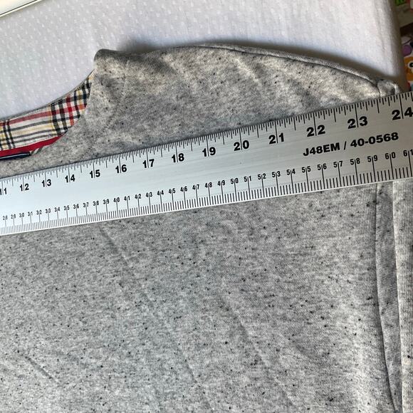 Izod Women’s Long Sleeve Screw Neck Sweatshirt size L, Gray - Picture 2 of 8